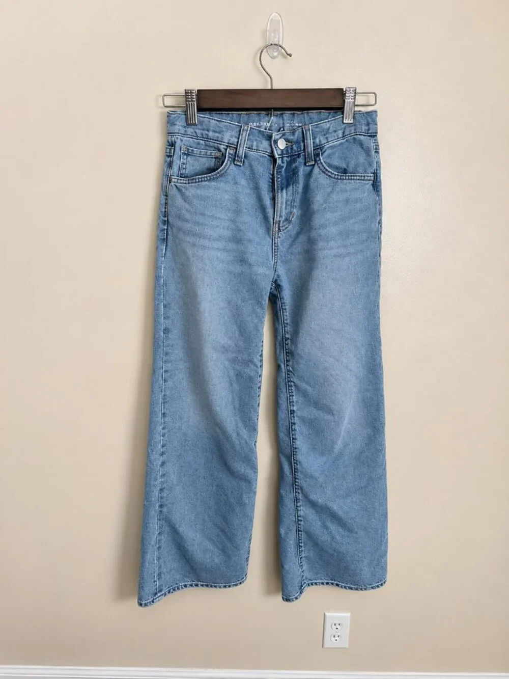 Old Navy Girls Size 12 Baggy Wide Leg Jeans Adjustable Waist Light Wash